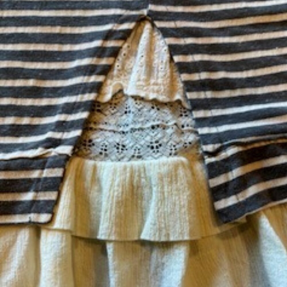 Umgee Gray & Cream Stripe 3/4 Sleeve Shirt Sz M - Picture 7 of 9